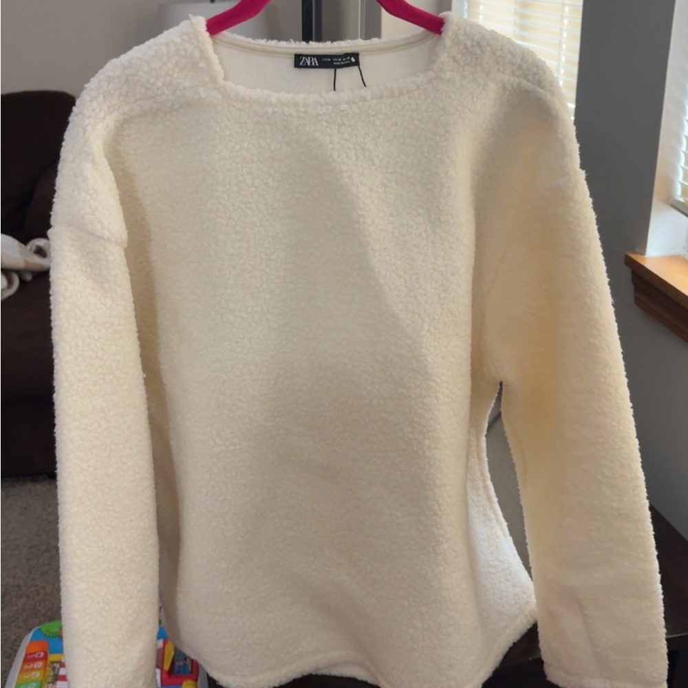 Zara Off-White Women Sweater